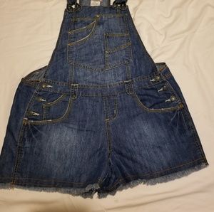 Overall shorts